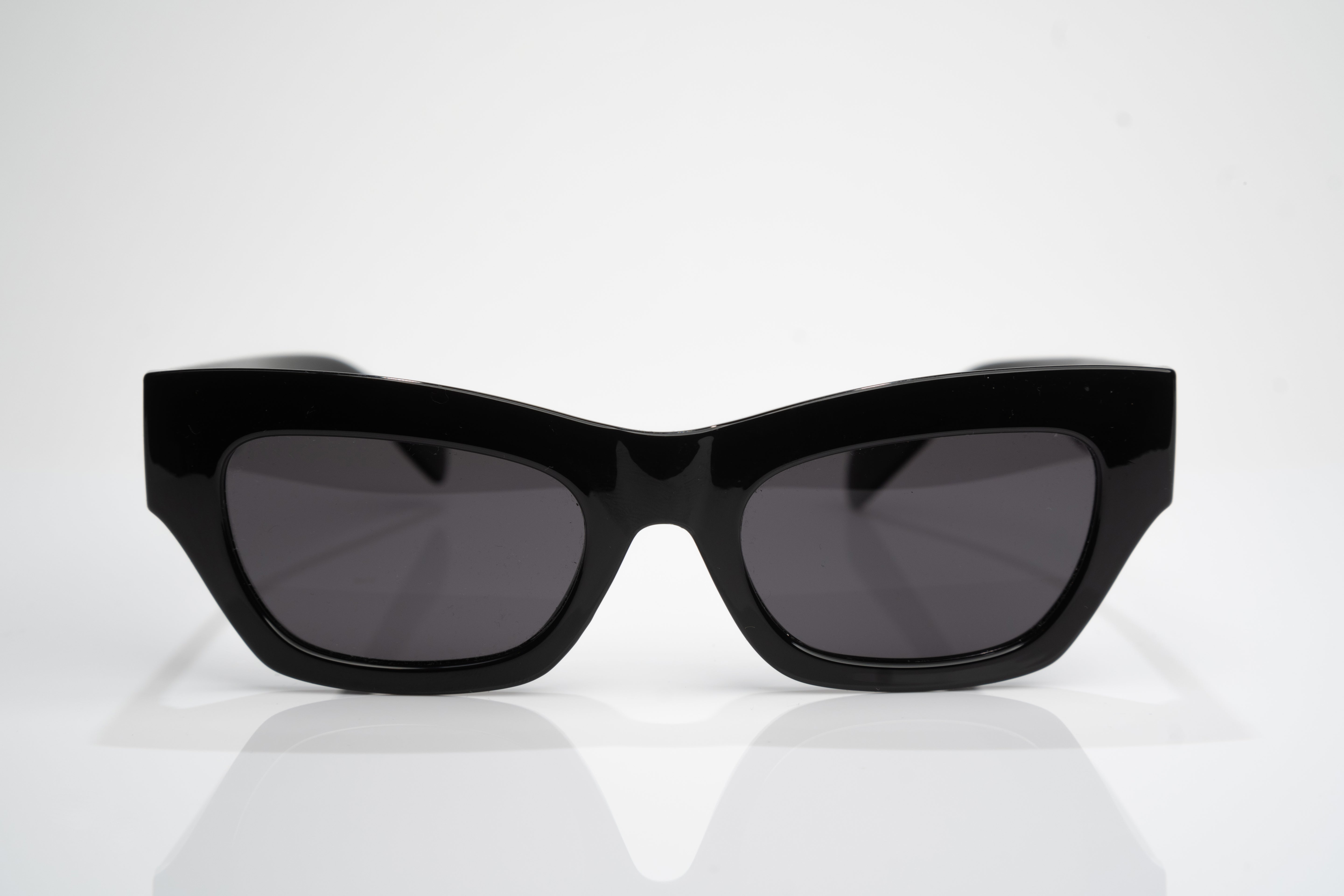 Contemporary (Black)