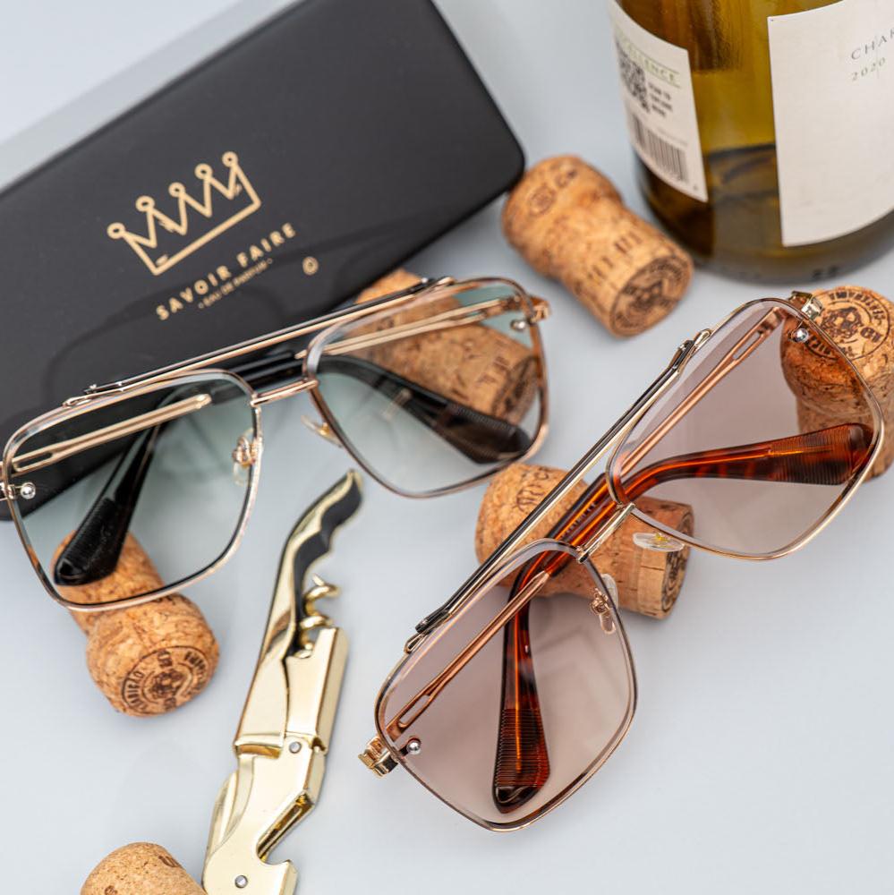 PINOT GRIS GOLD FRAMES