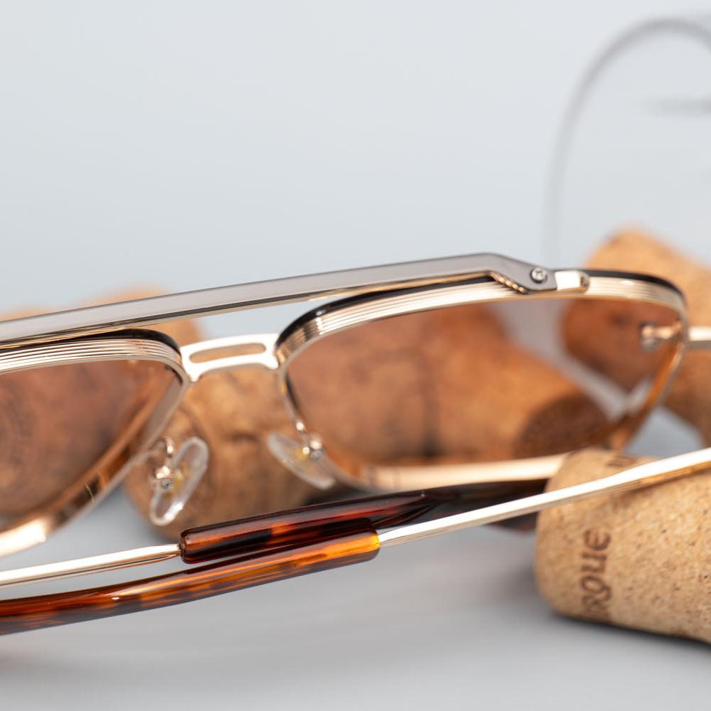 PINOT GRIS GOLD FRAMES