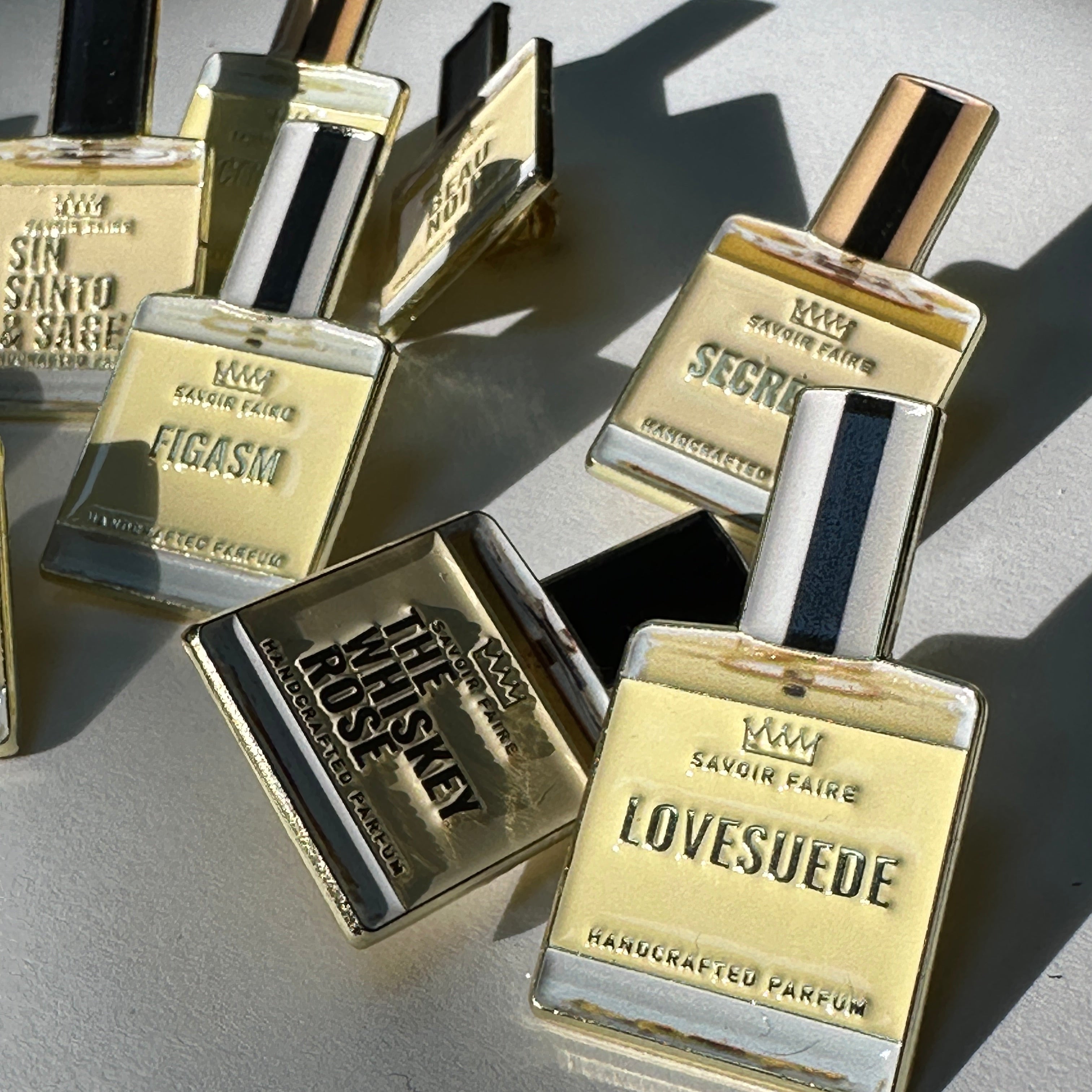 Parfum Pins