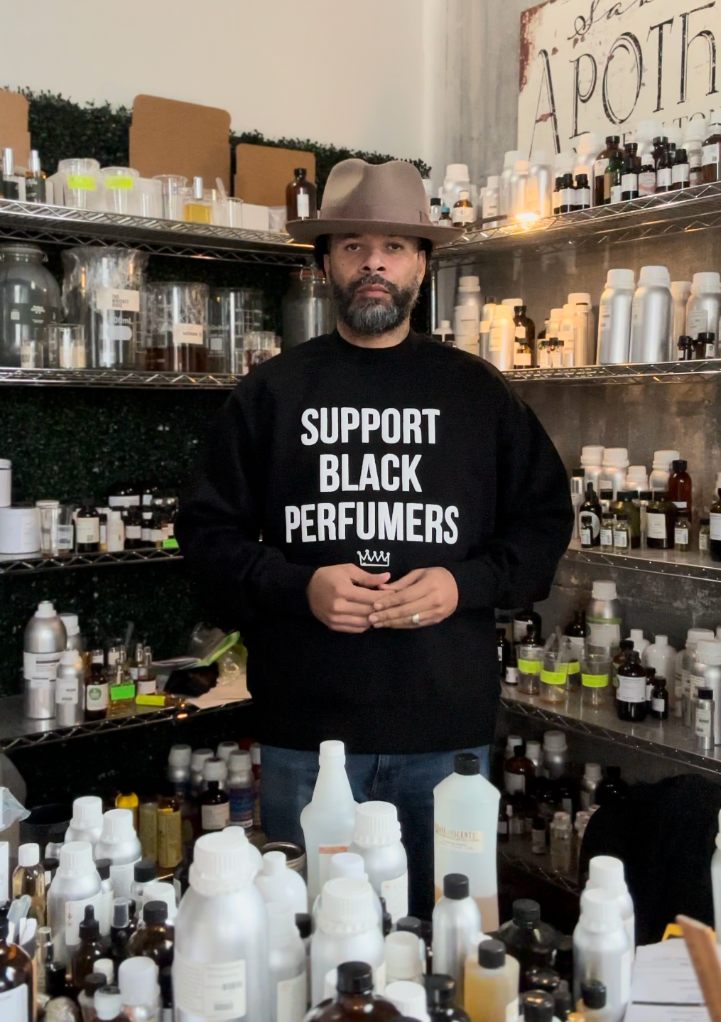 SUPPORT BLACK PERFUMERS Luxe Heavy Crew