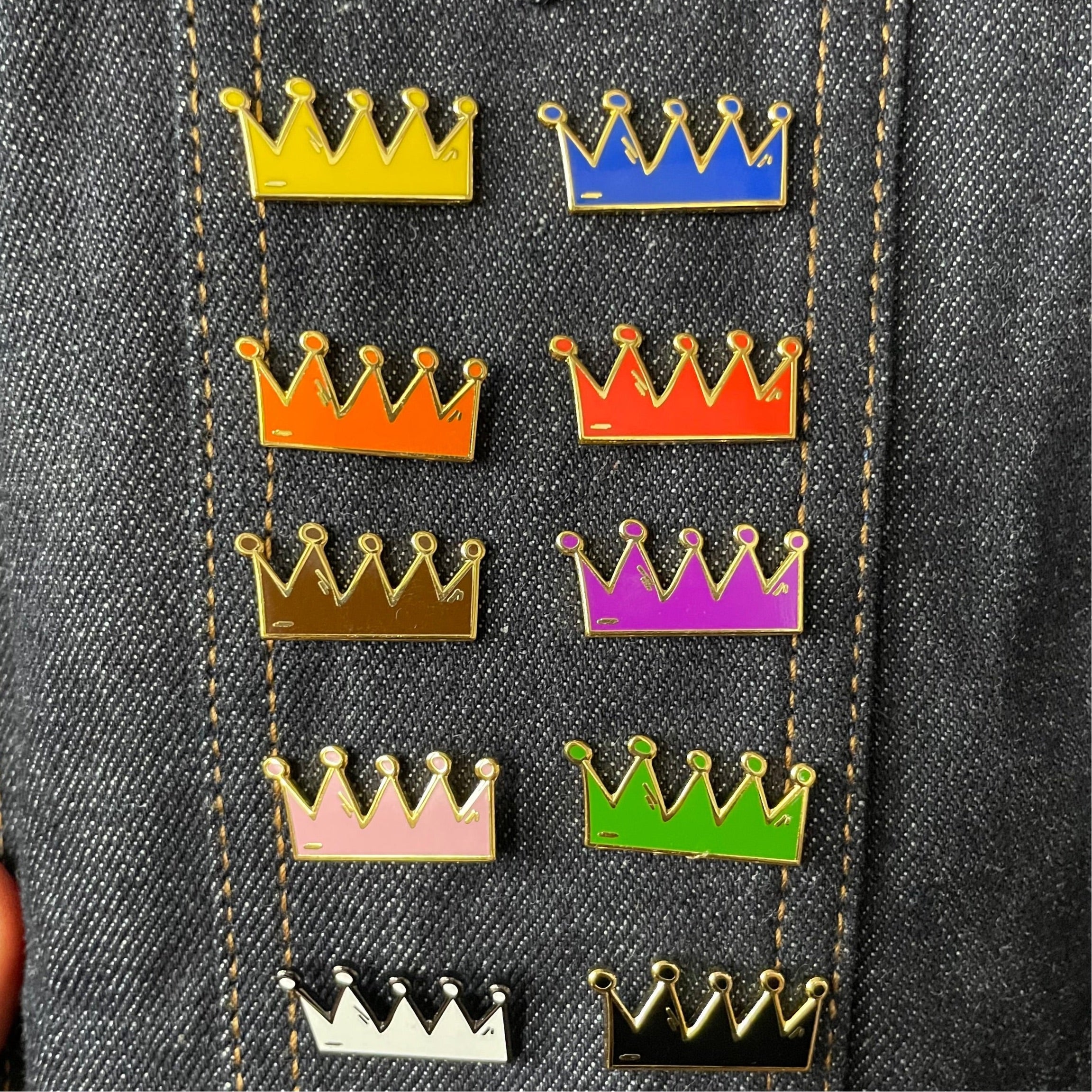 Savoir Faire Crown Pin